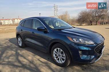 Позашляховик / Кросовер Ford Escape 2020 в 