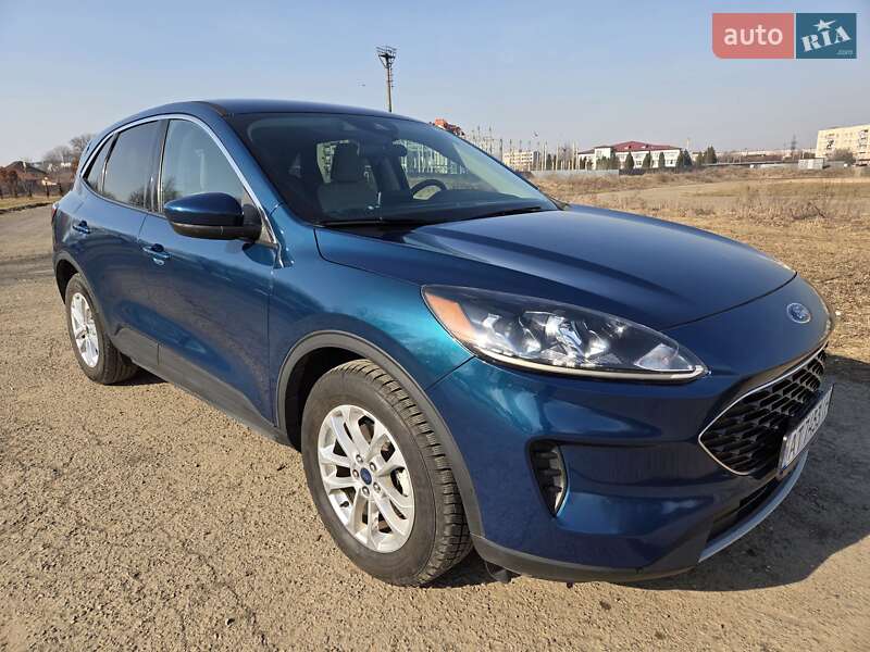 Позашляховик / Кросовер Ford Escape 2020 в Коломиї