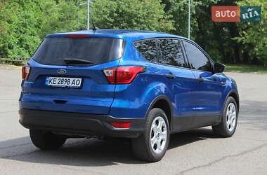 Позашляховик / Кросовер Ford Escape 2019 в 