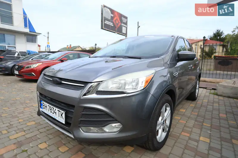 Позашляховик / Кросовер Ford Escape 2012 в 