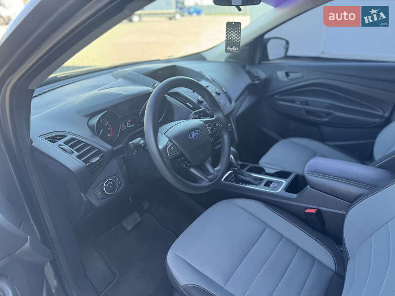 Позашляховик / Кросовер Ford Escape 2018 в Одесі