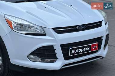 Внедорожник / Кроссовер Ford Escape 2015 в 
