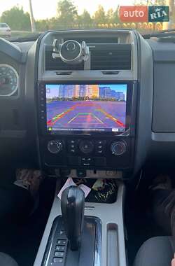 Внедорожник / Кроссовер Ford Escape 2010 в 