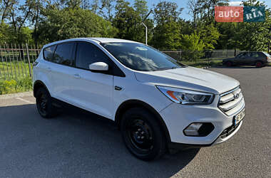 Внедорожник / Кроссовер Ford Escape 2018 в Днепре