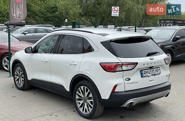 Внедорожник / Кроссовер Ford Escape 2021 в 