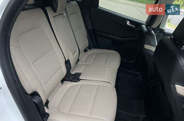 Внедорожник / Кроссовер Ford Escape 2021 в 