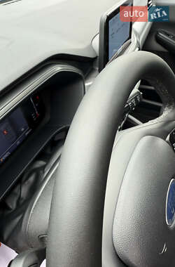 Позашляховик / Кросовер Ford Escape 2023 в 