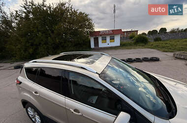 Внедорожник / Кроссовер Ford Escape 2017 в 