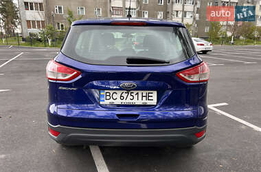 Внедорожник / Кроссовер Ford Escape 2014 в 