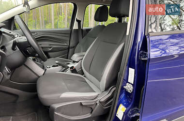 Внедорожник / Кроссовер Ford Escape 2014 в 