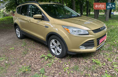 Позашляховик / Кросовер Ford Escape 2015 в Києві