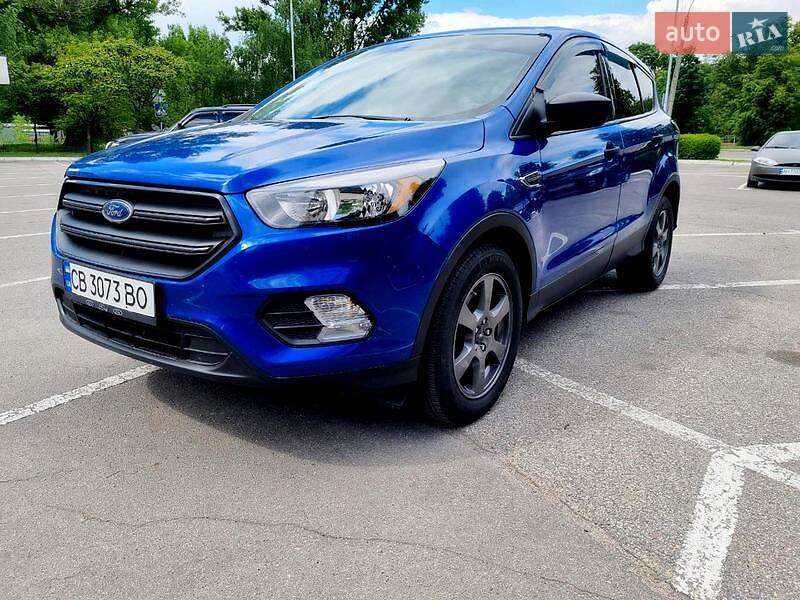 Внедорожник / Кроссовер Ford Escape 2019 в Черкассах