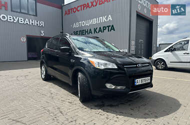 Позашляховик / Кросовер Ford Escape 2013 в 