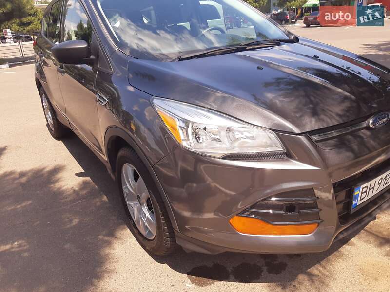 Позашляховик / Кросовер Ford Escape 2015 в Одесі