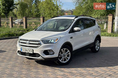 Внедорожник / Кроссовер Ford Escape 2017 в Харькове