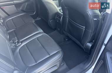 Позашляховик / Кросовер Ford Escape 2020 в 