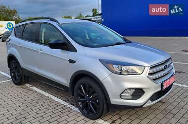 Внедорожник / Кроссовер Ford Escape 2018 в Дубно