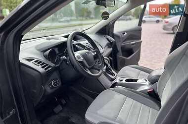 Внедорожник / Кроссовер Ford Escape 2016 в 