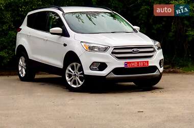 Внедорожник / Кроссовер Ford Escape 2018 в Львове
