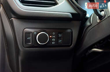 Позашляховик / Кросовер Ford Escape 2023 в 