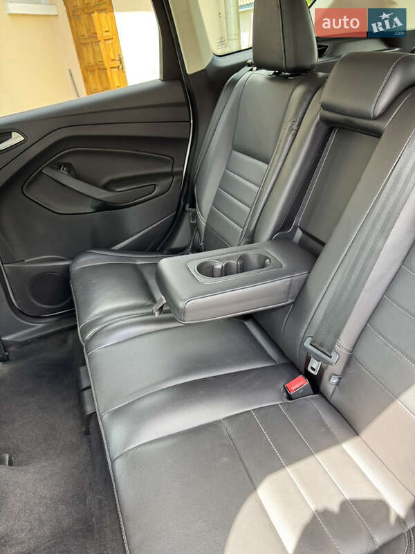 Внедорожник / Кроссовер Ford Escape 2015 в Киеве