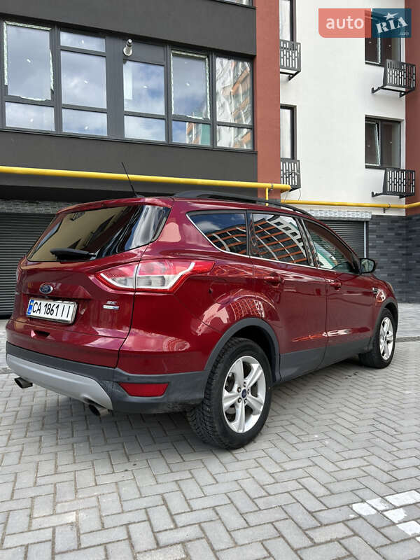 Внедорожник / Кроссовер Ford Escape 2015 в Житомире