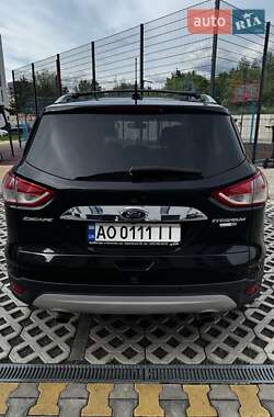 Внедорожник / Кроссовер Ford Escape 2015 в 
