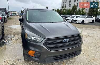 Внедорожник / Кроссовер Ford Escape 2017 в 