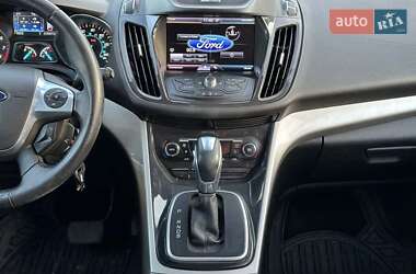Внедорожник / Кроссовер Ford Escape 2013 в 