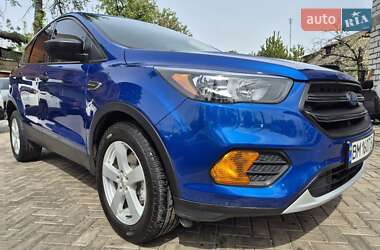 Внедорожник / Кроссовер Ford Escape 2019 в 