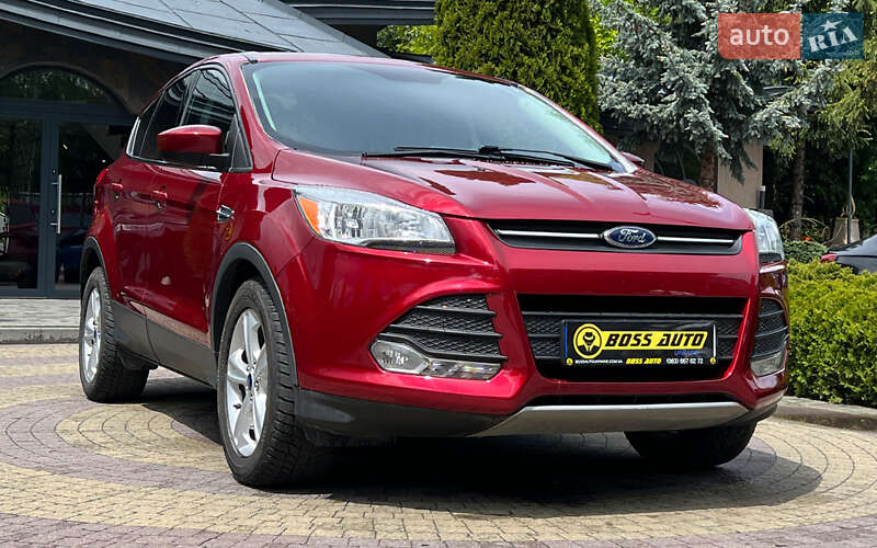 Внедорожник / Кроссовер Ford Escape 2015 в 