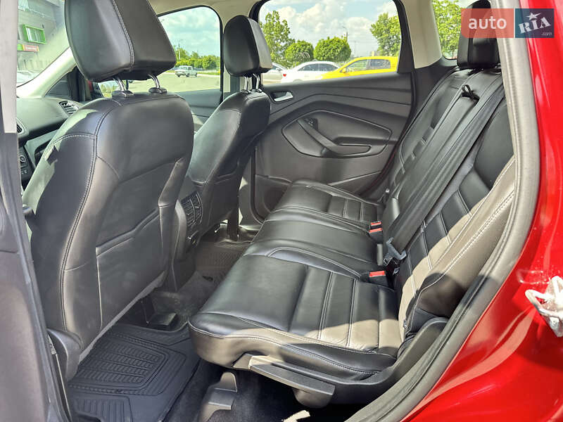 Позашляховик / Кросовер Ford Escape 2017 в Кривому Розі