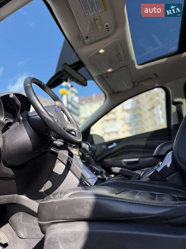 Позашляховик / Кросовер Ford Escape 2015 в Одесі