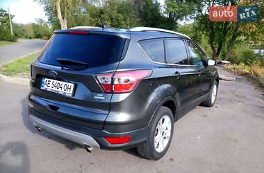 Внедорожник / Кроссовер Ford Escape 2016 в 