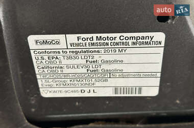 Позашляховик / Кросовер Ford Escape 2019 в 