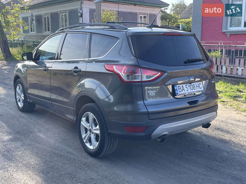 Внедорожник / Кроссовер Ford Escape 2016 в Гайвороне