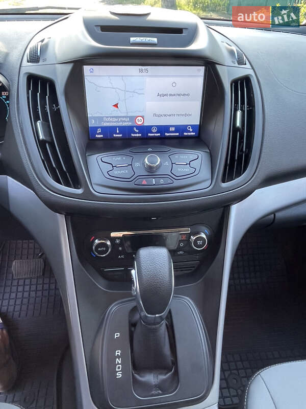 Внедорожник / Кроссовер Ford Escape 2016 в Гайвороне