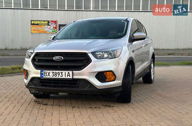 Внедорожник / Кроссовер Ford Escape 2019 в 