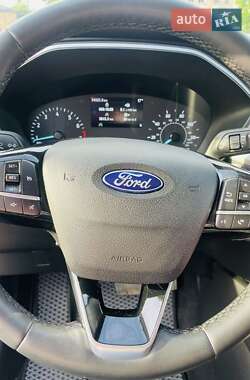 Внедорожник / Кроссовер Ford Escape 2022 в 