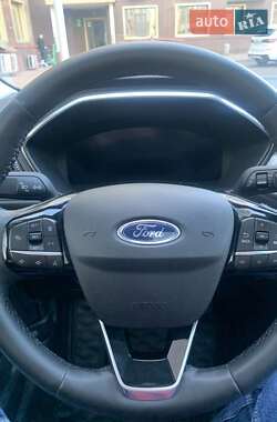 Внедорожник / Кроссовер Ford Escape 2023 в 