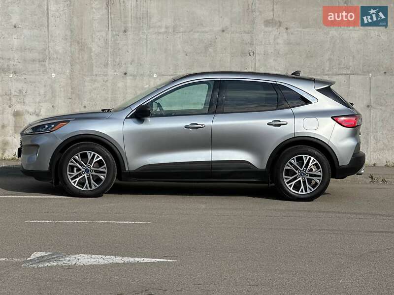 Позашляховик / Кросовер Ford Escape 2022 в Києві