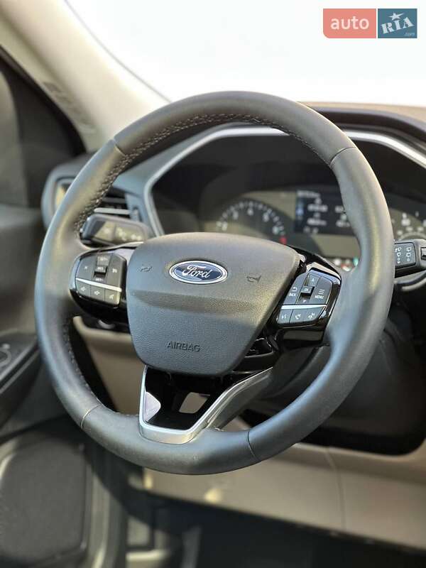 Позашляховик / Кросовер Ford Escape 2022 в Києві