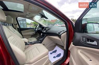 Позашляховик / Кросовер Ford Escape 2014 в 