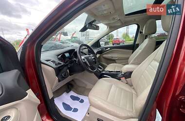Позашляховик / Кросовер Ford Escape 2014 в 