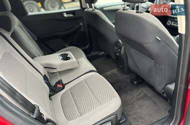 Внедорожник / Кроссовер Ford Escape 2019 в 