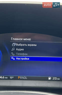 Внедорожник / Кроссовер Ford Escape 2020 в 