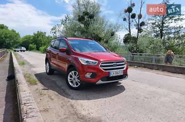 Позашляховик / Кросовер Ford Escape 2017 в 