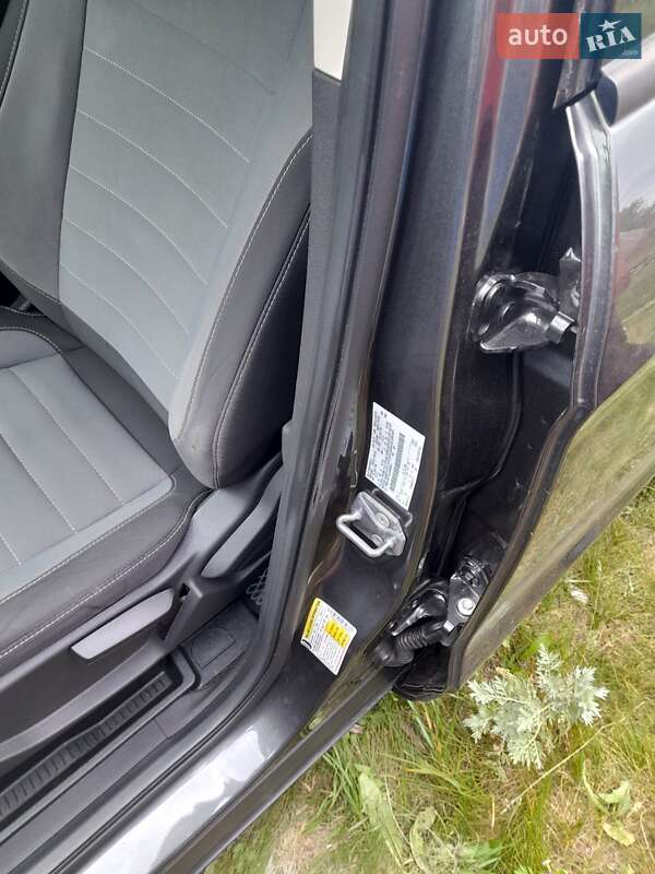 Внедорожник / Кроссовер Ford Escape 2018 в Полтаве фото 17 Внедорожник / Кроссовер Ford Escape 2018 в Полтаве