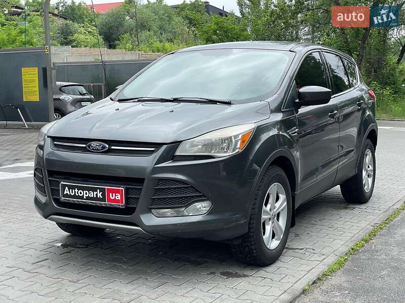 Внедорожник / Кроссовер Ford Escape 2014 в 