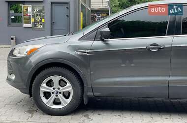 Внедорожник / Кроссовер Ford Escape 2014 в 